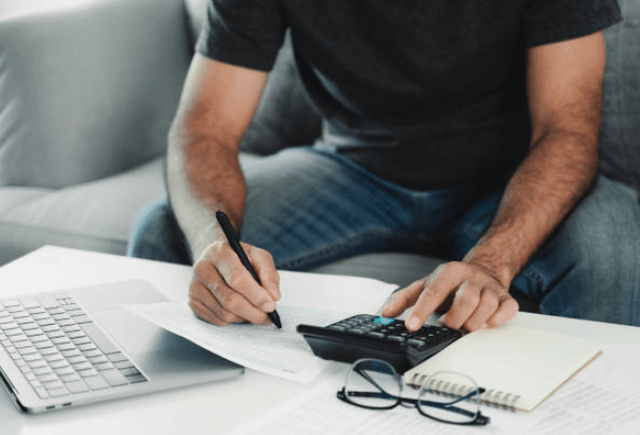 BIC vs BNC : Quelle différence et quel régime fiscal choisir ?